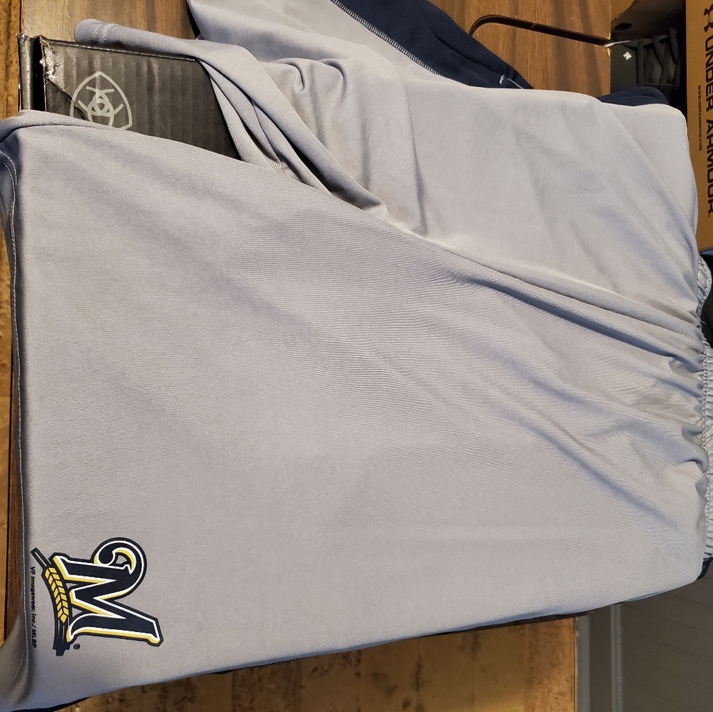 Milwaukee Brewers Shorts